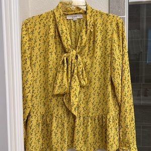 LOFT yellow soak spring top small petite